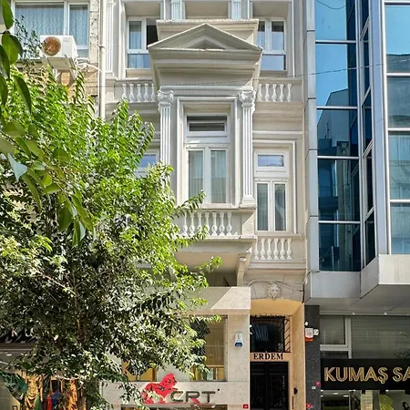 Erdem Isztambul